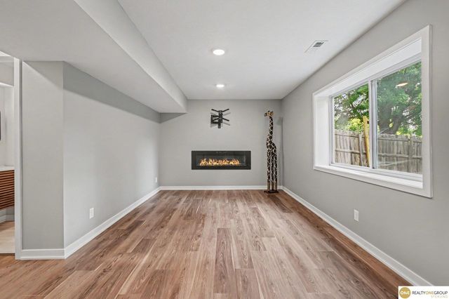 4705 N 148 Street, Omaha, NE 68116