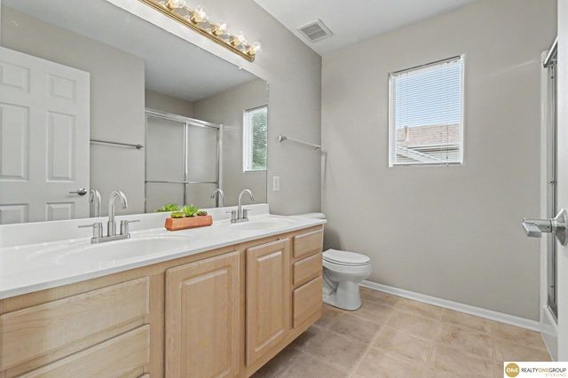 4705 N 148 Street, Omaha, NE 68116
