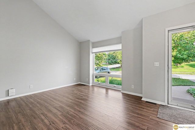 4705 N 148 Street, Omaha, NE 68116