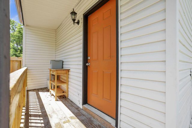 680 Stewart Avenue, Columbus, OH 43206