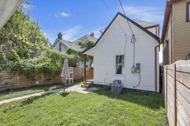 680 Stewart Avenue, Columbus, OH 43206