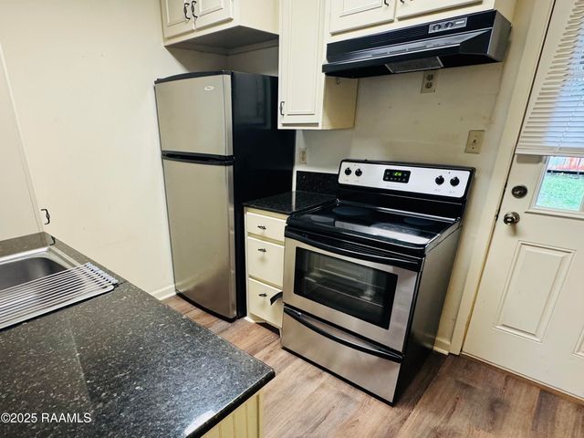 2419 Robley Drive, Lafayette, LA 70503