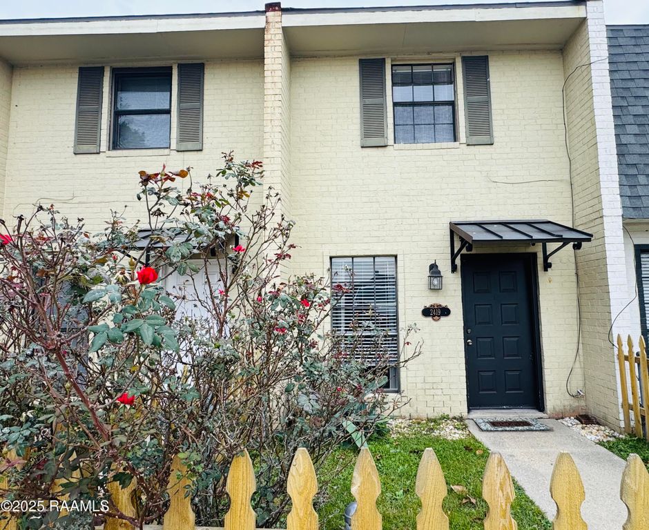 2419 Robley Drive, Lafayette, LA 70503
