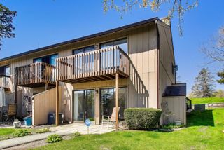 22 Jamaica Colony 1, Fox Lake, IL 60020