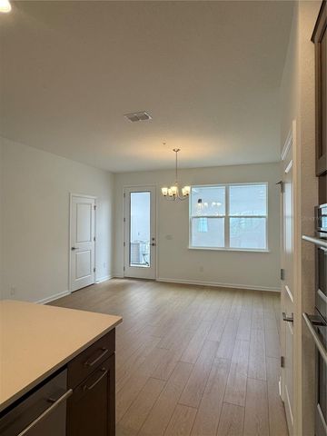 1868 CROWNCREST DRIVES, Apopka, FL 32703