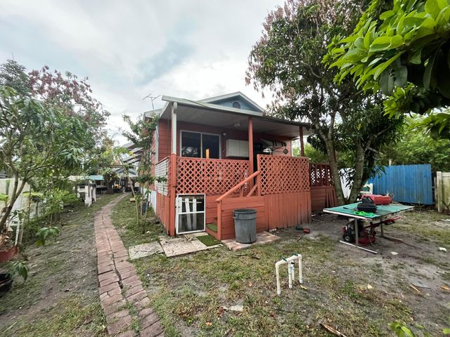 8545 SE Mars Street, Hobe Sound, FL 33455