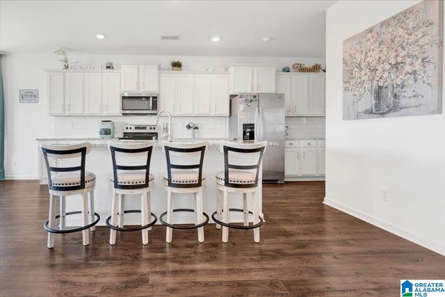 1076 FLYWAY VIEW LANE, Alabaster, AL 35007