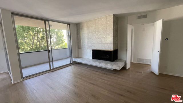 9930 Durant Drive 4, Beverly Hills, CA 90212