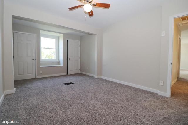 340 GRAND AVE, Blackwood, NJ 08012
