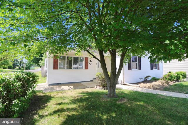 340 GRAND AVE, Blackwood, NJ 08012