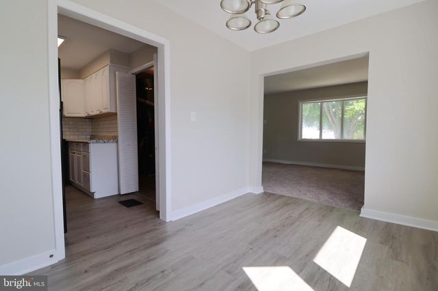 340 GRAND AVE, Blackwood, NJ 08012