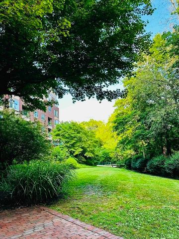 1 Watermill Place 424, Arlington, MA 02476