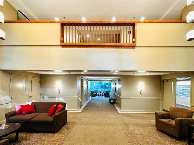 1 Watermill Place 424, Arlington, MA 02476