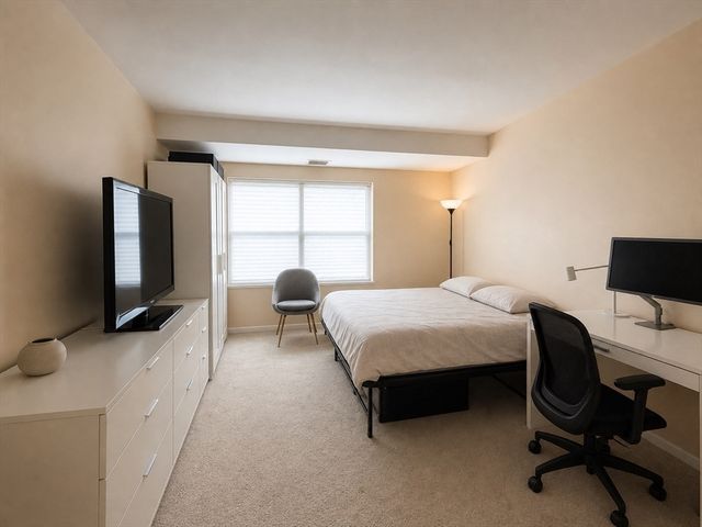 1 Watermill Place 424, Arlington, MA 02476