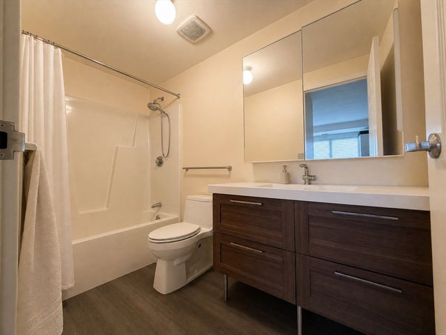 1 Watermill Place 424, Arlington, MA 02476
