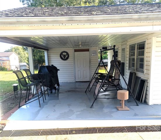 605 Lincoln Lane SW, Lenoir, NC 28645