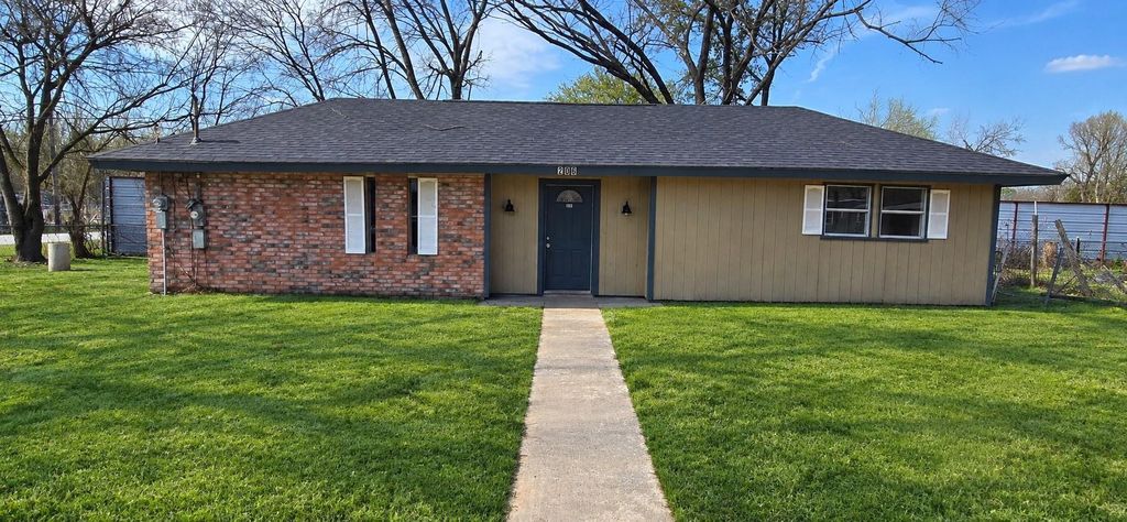 206 Raymac Street 3, Houston, TX 77037