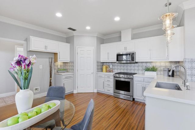 609 Rockspray Circle, Pittsburg, CA 94565