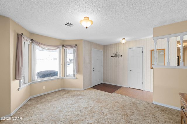 1518 W Magnolia Street, Rogers, AR 72756