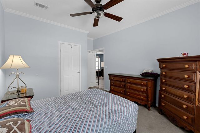 4048 LAKE GRIFFIN ROAD, Lady Lake, FL 32159
