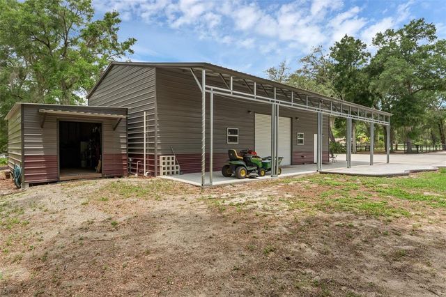 4048 LAKE GRIFFIN ROAD, Lady Lake, FL 32159