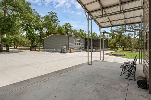 4048 LAKE GRIFFIN ROAD, Lady Lake, FL 32159