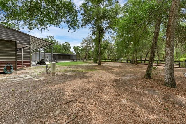 4048 LAKE GRIFFIN ROAD, Lady Lake, FL 32159