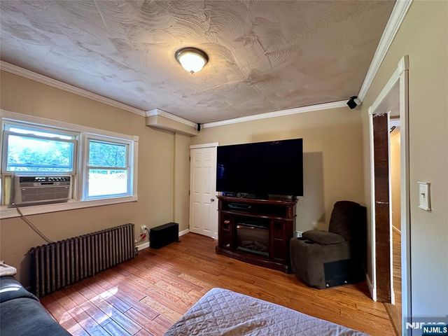15 Warren Hagstrom Boulevard, Wanaque, NJ 07465