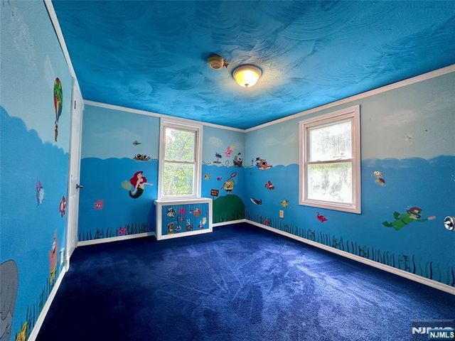 15 Warren Hagstrom Boulevard, Wanaque, NJ 07465