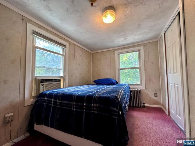 15 Warren Hagstrom Boulevard, Wanaque, NJ 07465
