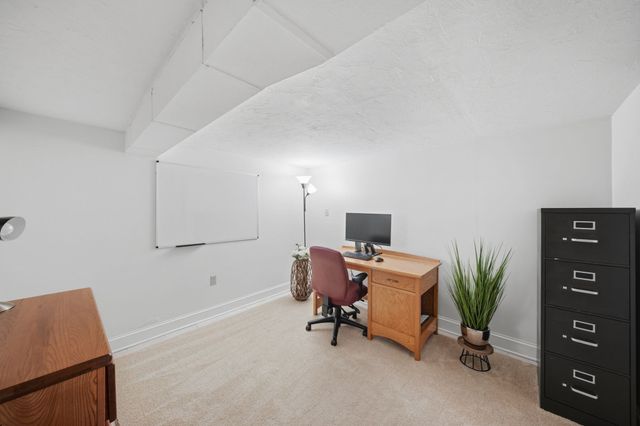 205 Remington St, Lowell, MA 01852