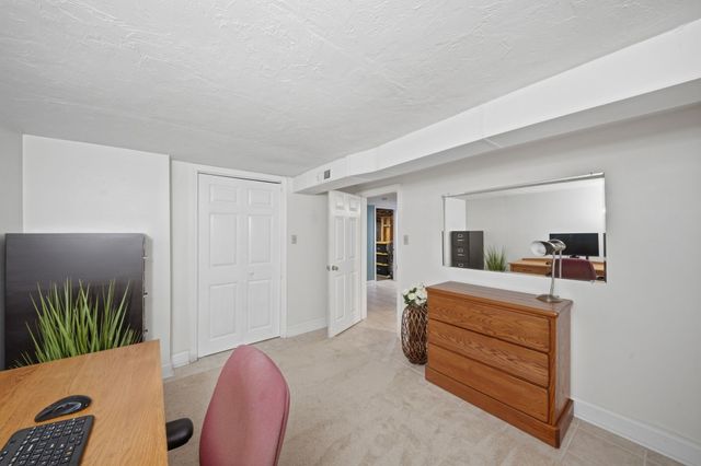 205 Remington St, Lowell, MA 01852