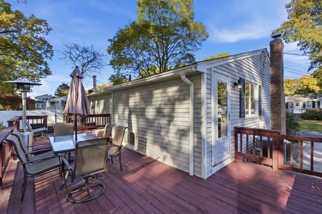205 Remington St, Lowell, MA 01852