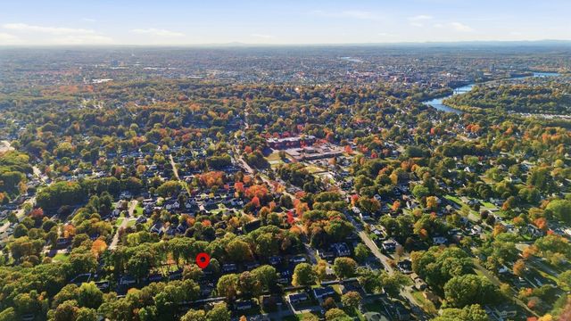 205 Remington St, Lowell, MA 01852