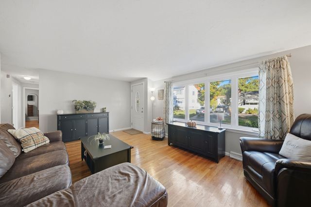 205 Remington St, Lowell, MA 01852