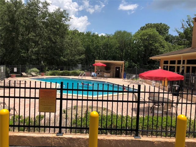 1810 NW 23RD BOULEVARD 107, Gainesville, FL 32605