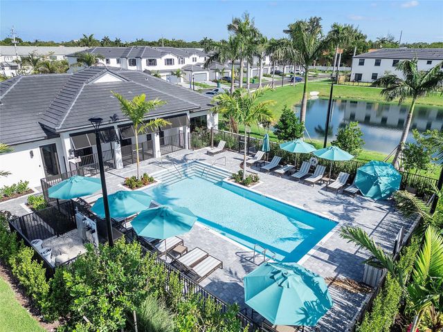 4973 Oakmont Drive 1, Dania Beach, FL 33312