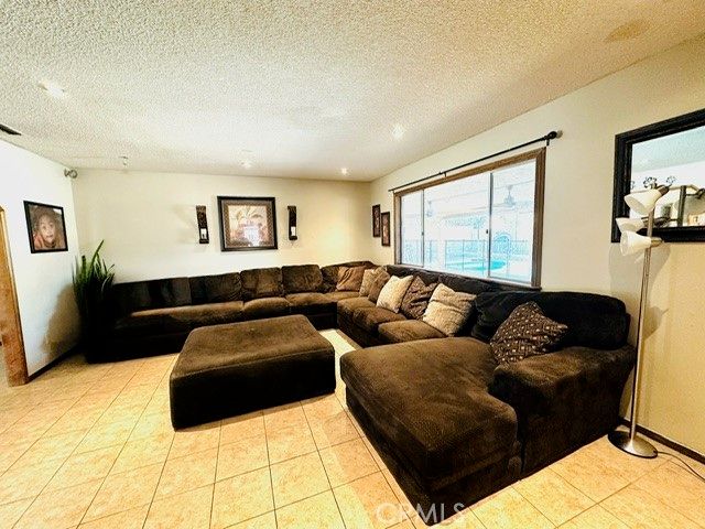 25343 N Auld, Hemet, CA 92544