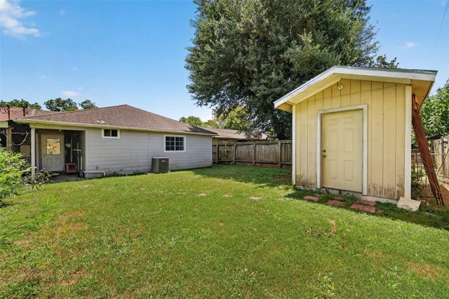 5146 Markwood Lane, Houston, TX 77053