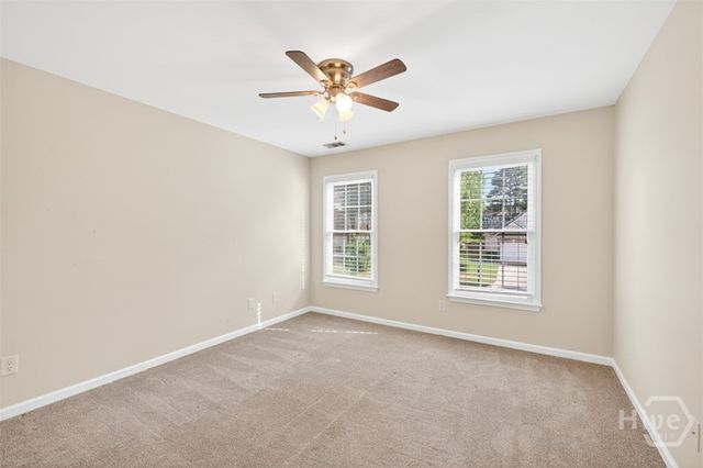 1617 Trilogy Park Dr, Hoschton, GA 30548
