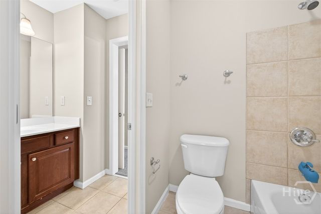 1617 Trilogy Park Dr, Hoschton, GA 30548