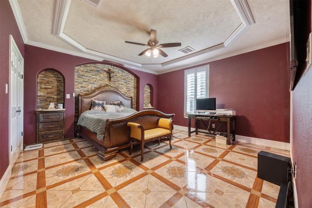 2622 Muegge Road, Rosenberg, TX 77471