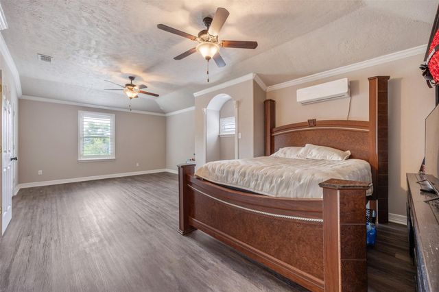 2622 Muegge Road, Rosenberg, TX 77471