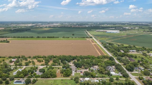 2622 Muegge Road, Rosenberg, TX 77471