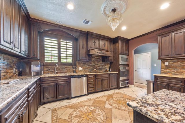 2622 Muegge Road, Rosenberg, TX 77471