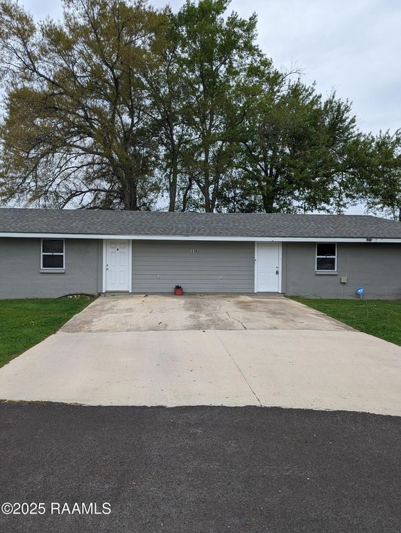 318 Auburn Drive, Carencro, LA 70520