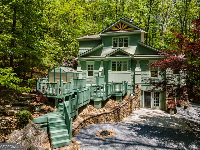 8954 Doublehead Gap Road, Blue Ridge, GA 30513