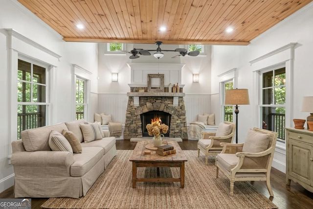 8954 Doublehead Gap Road, Blue Ridge, GA 30513