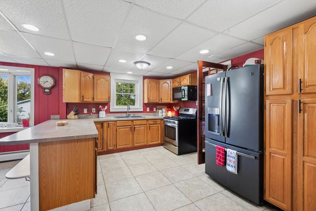 5817 WONDER WOODS Drive, Wonder Lake, IL 60097