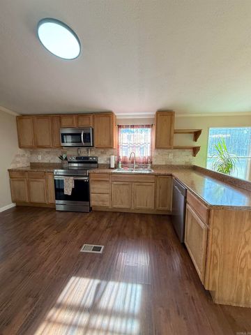 214 Shafer Trl, Austin, AR 72007